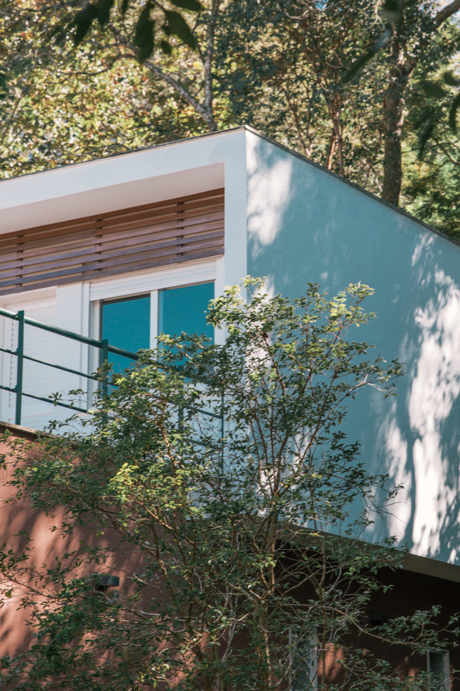 gisele-borges-arquitetura-casa-rio-acima-06